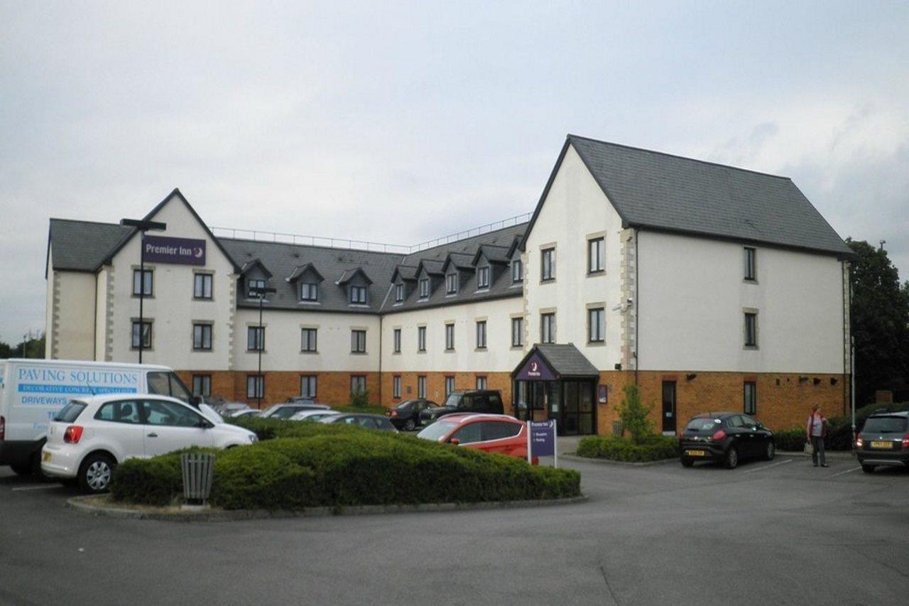Premier Inn Gloucester Exterior photo