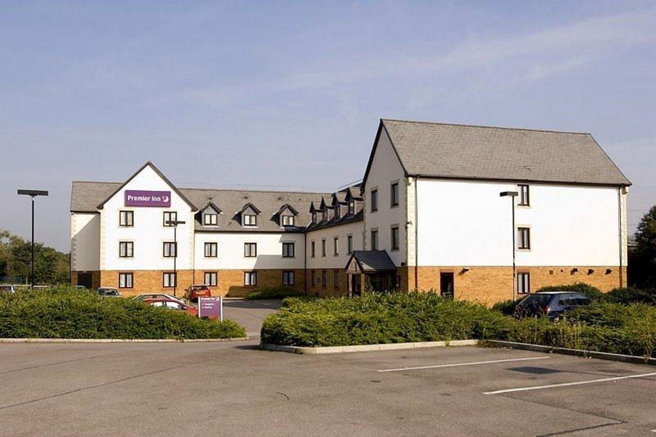 Premier Inn Gloucester Exterior photo